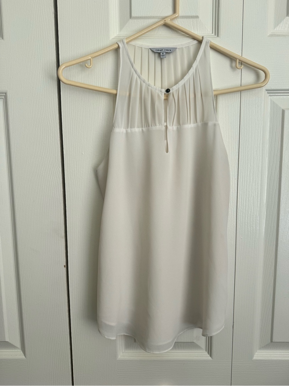 Naked Zebra White Pleated Sleeveless Blouse